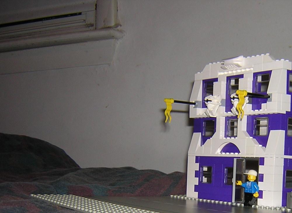 purplebuilding_006.jpg