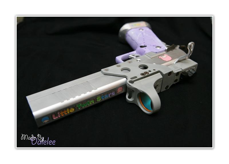 twin_stars_gun1.jpg