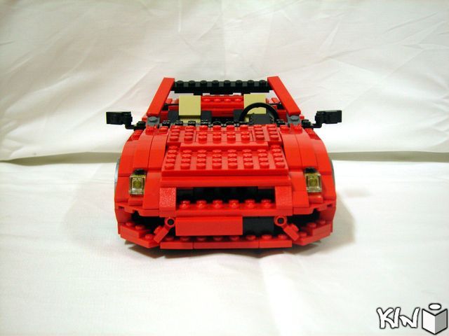 r-com_01.jpg
