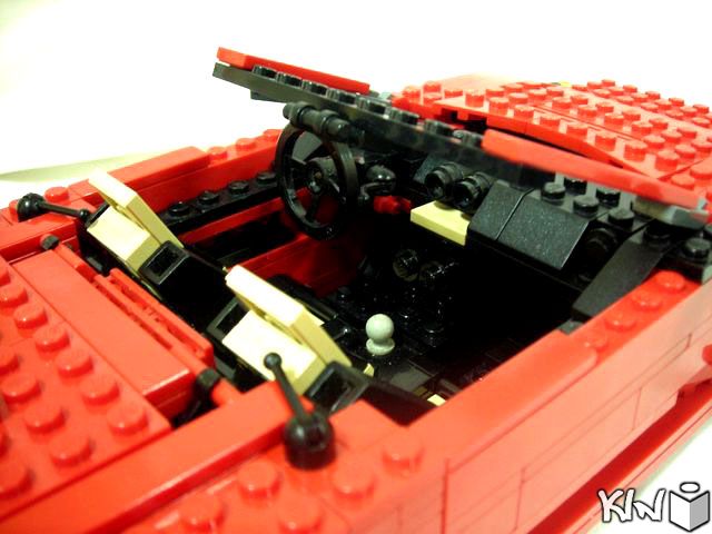 r-com_06.jpg