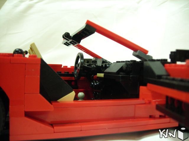 r-com_07.jpg