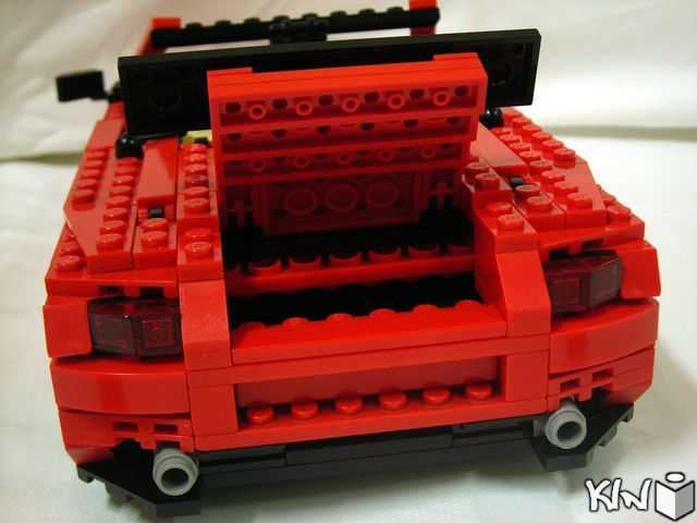 r-com_12.jpg