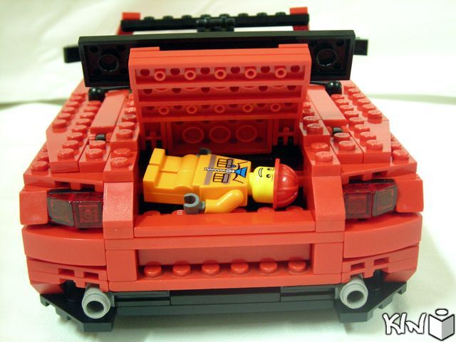 r-com_14.jpg