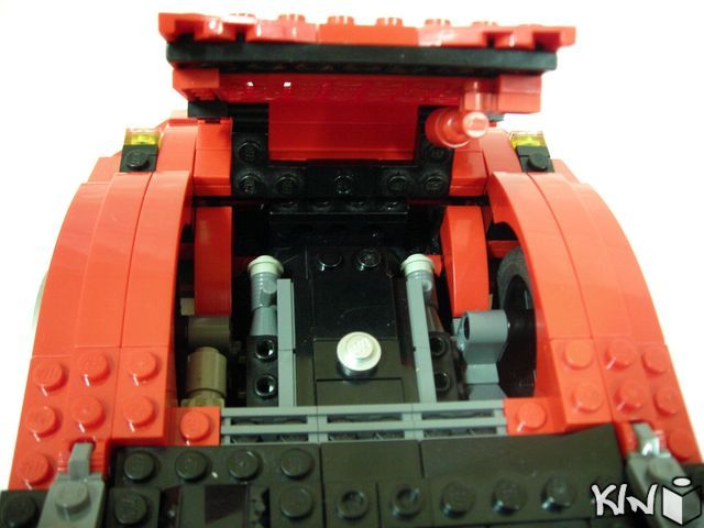 r-com_18.jpg