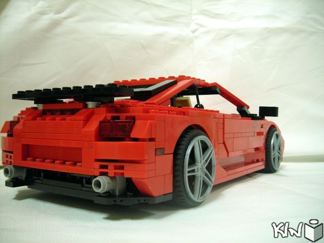 r-com_37.jpg