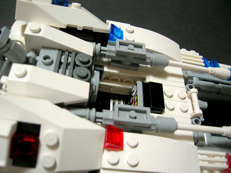 elite_police_speeder_10.jpg