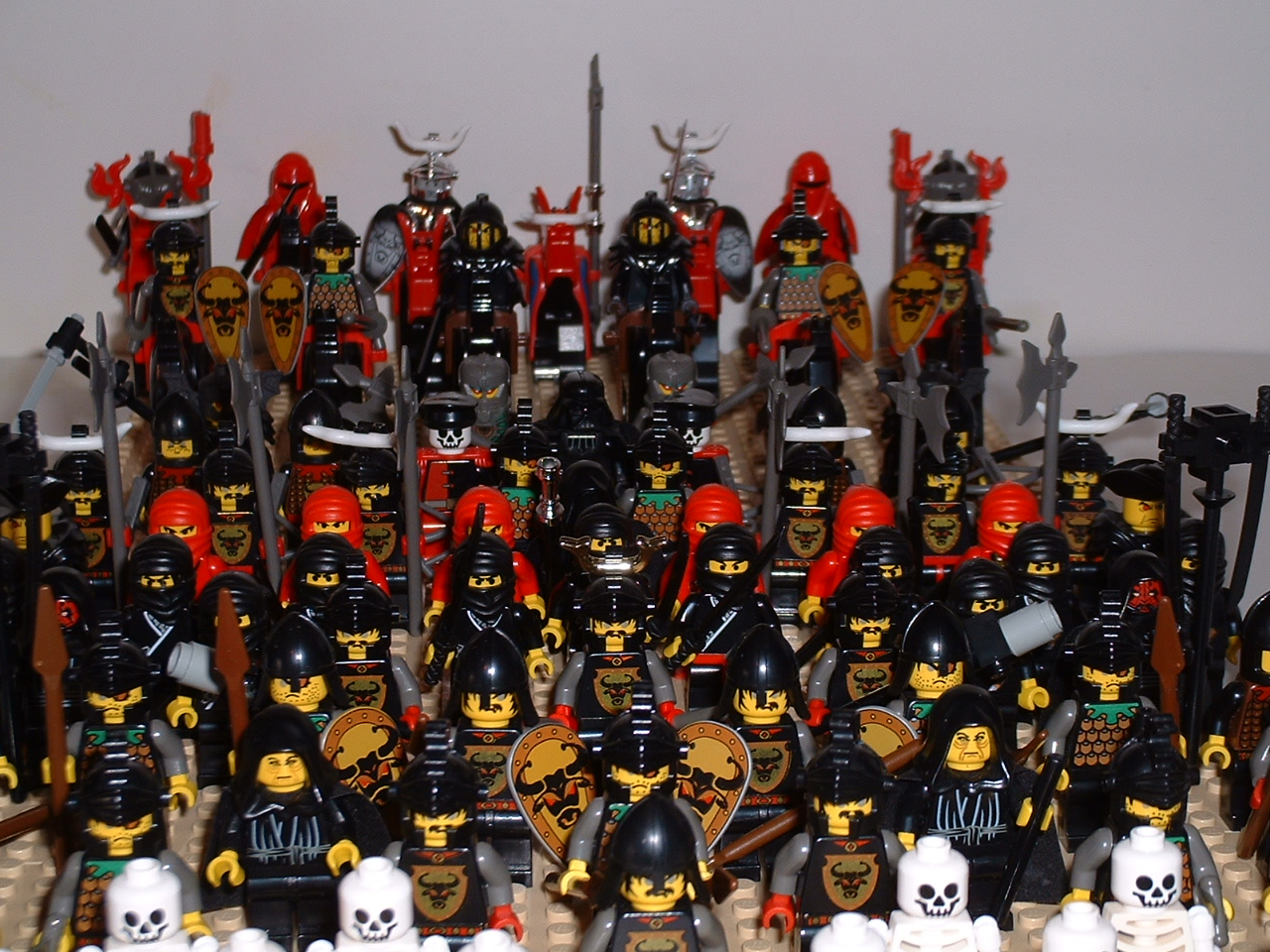 lego-armies-evil-002.jpg
