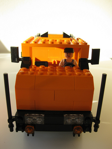 lego_utility_truck_3.jpg