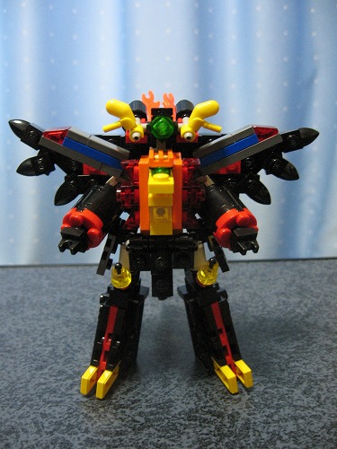 003_genesic_gaogaigar.jpg