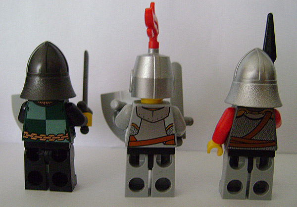 castle-minifig-600-2.jpg