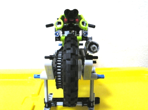 l_twin_racer_tec8291_0005.jpg