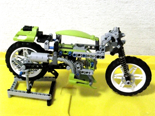 l_twin_racer_tec8291_0007.jpg