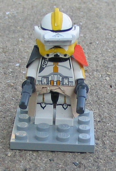 bly_binocs_front_2.jpg