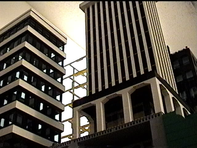 wamalug0900-04.jpg