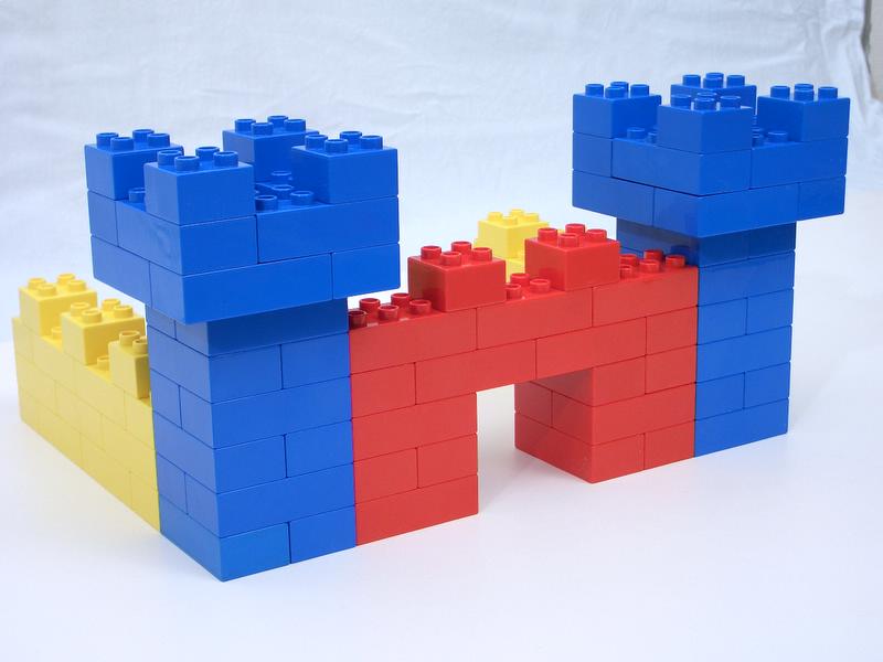 a30-duplo-small-castle.jpg