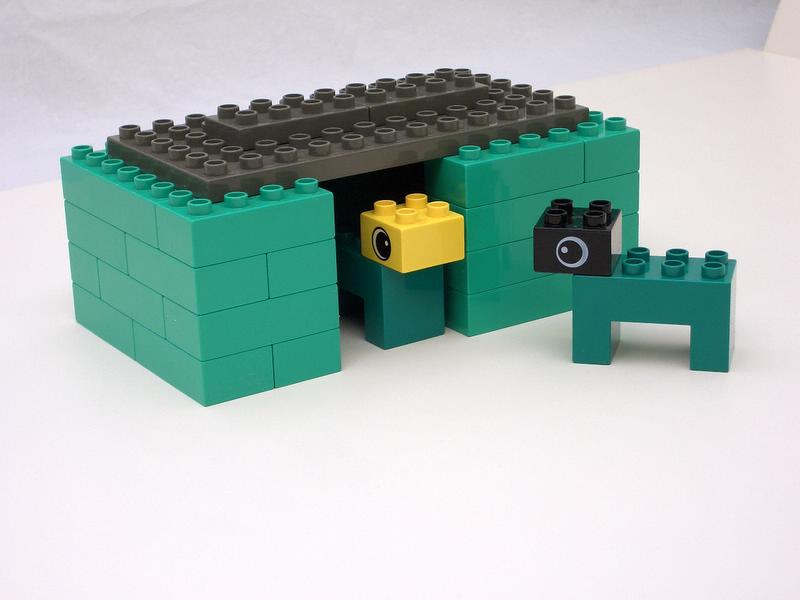 c61_duplo_stable.jpg