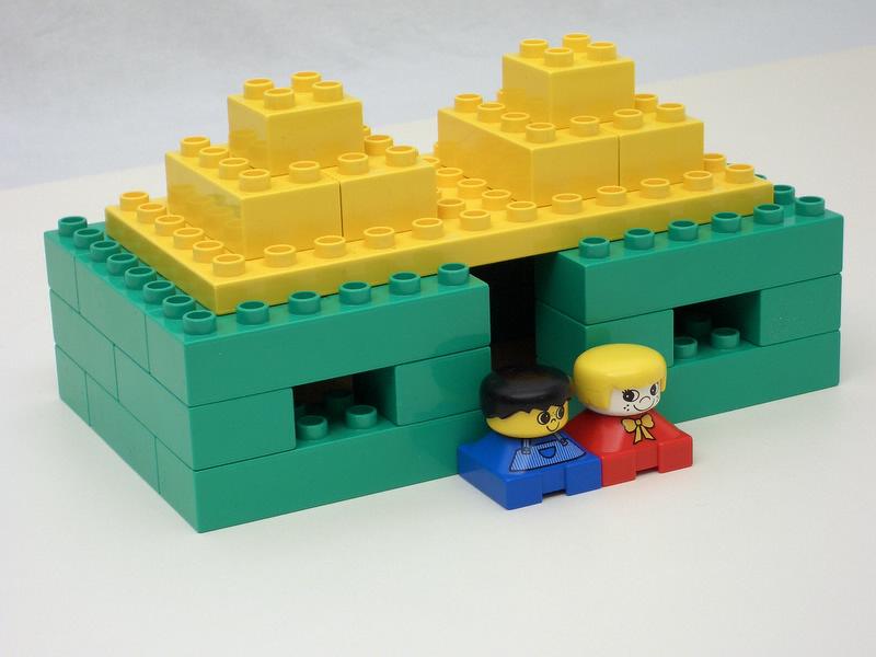 c65_duplo_house_4.jpg