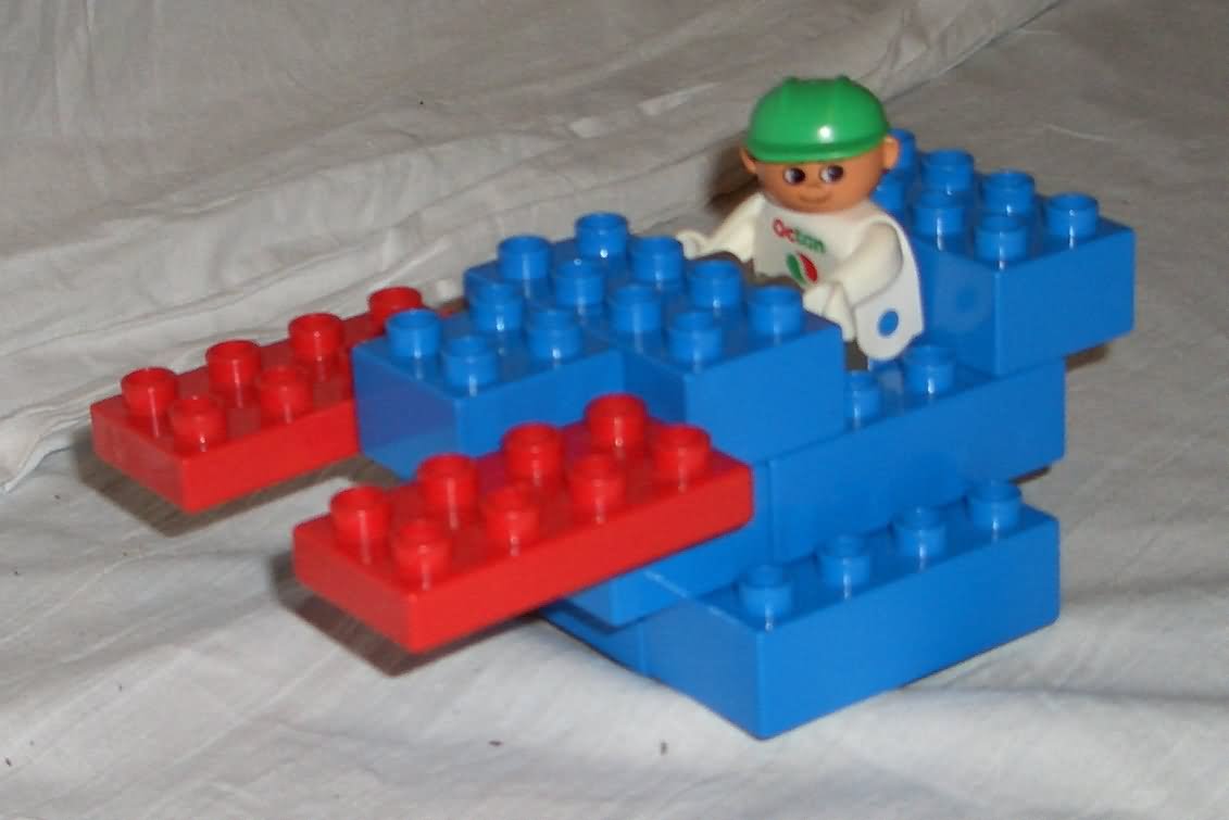 duplo_by_kids_5y_space_ship.jpg