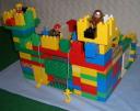 duplo_castle_c13.jpg