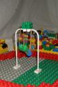 duplo_circus_13_bungee_jump_b.jpg