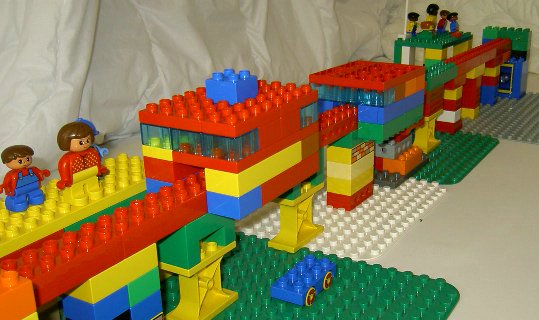 duplo_monorail_s1_stations.jpg