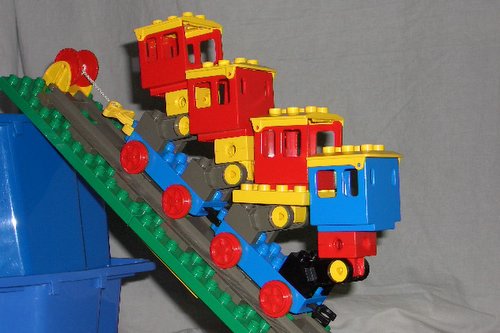a31-duplo-mountain-train.jpg