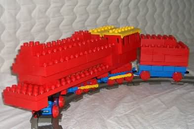 duplo_train_big_engine_c34.jpg