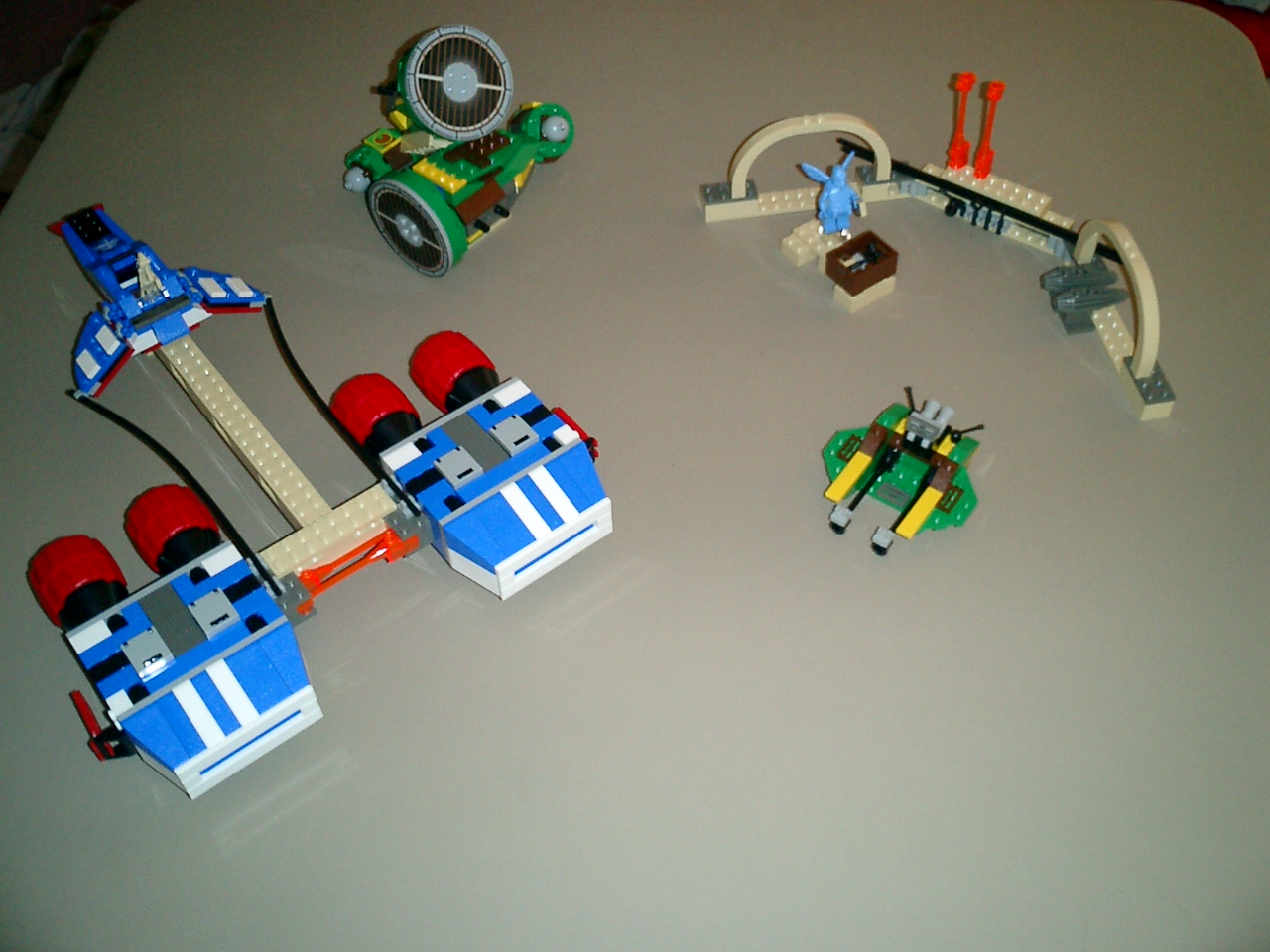 7186_-_wattos_junkyard.jpg
