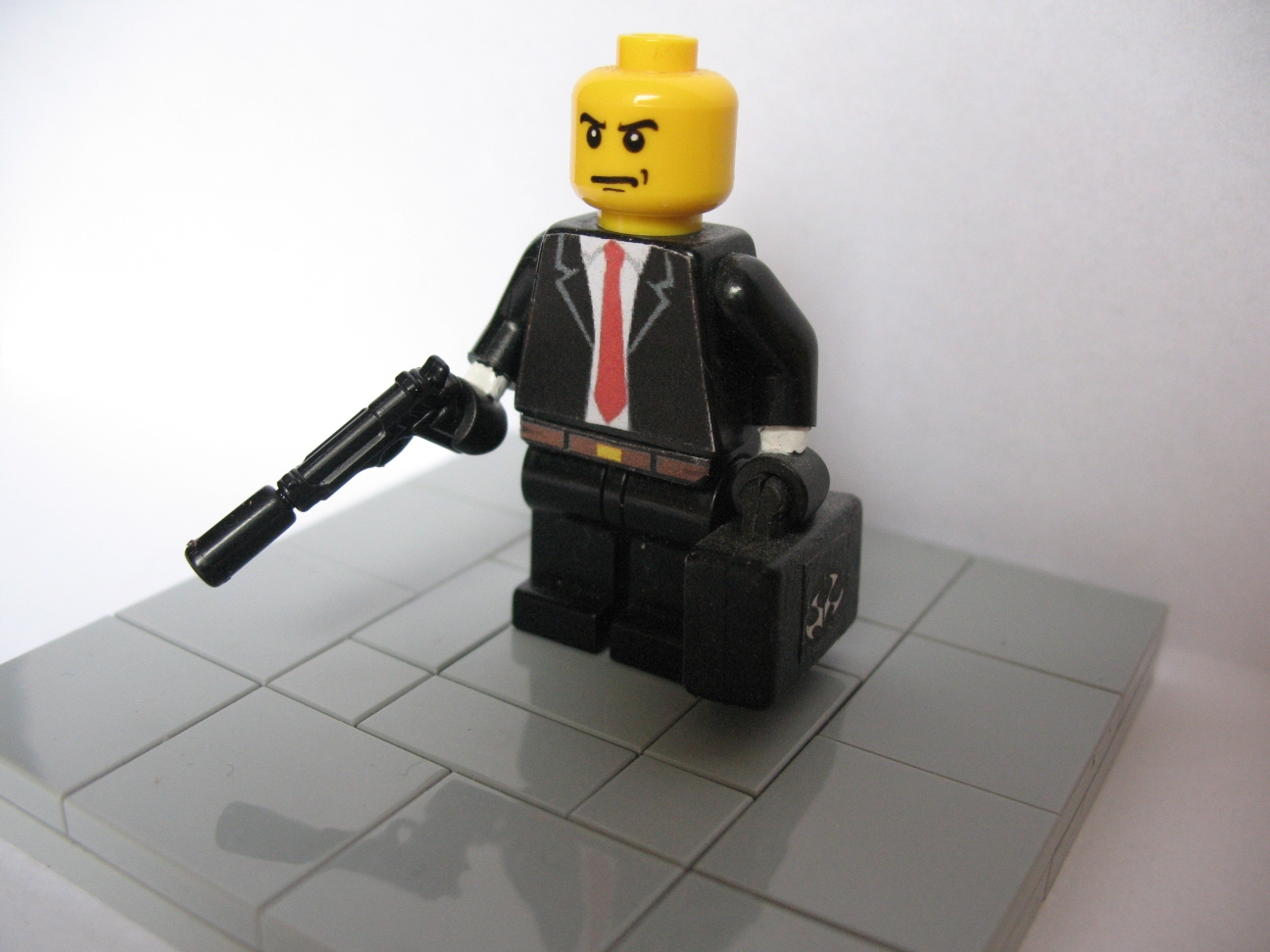 lego_-_custom_-_agent_47_-_hitman_-_001.jpg