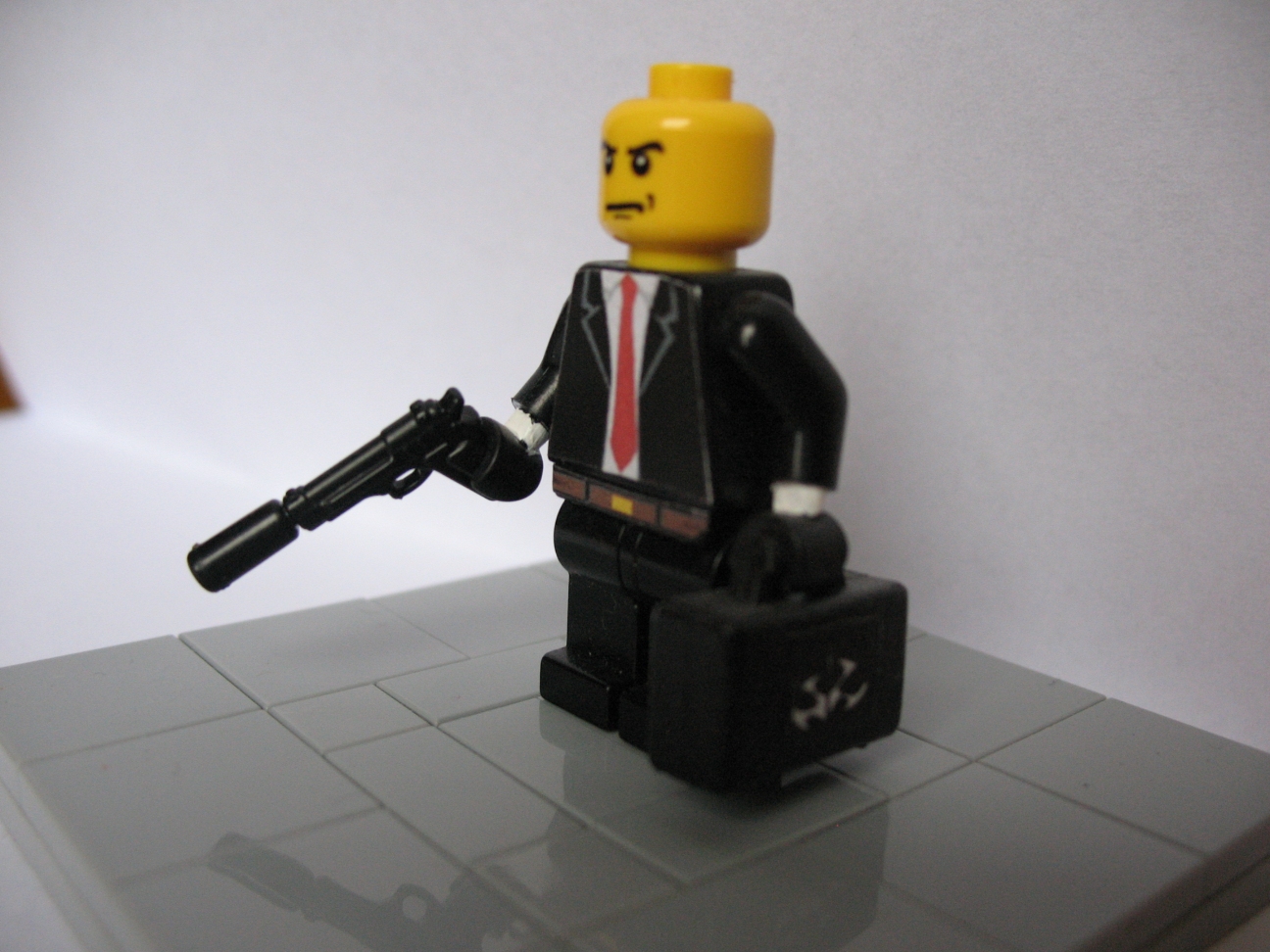 lego_-_custom_-_agent_47_-_hitman_-_004.jpg