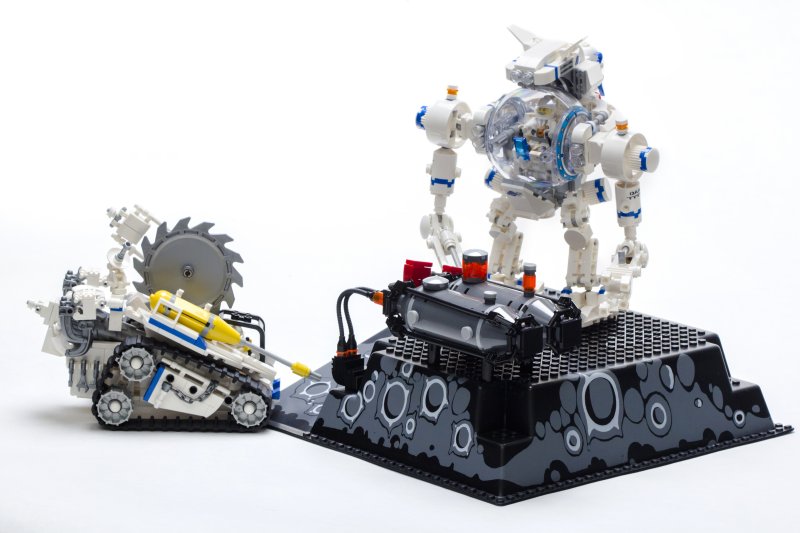 space_multitool_mech_015.jpg