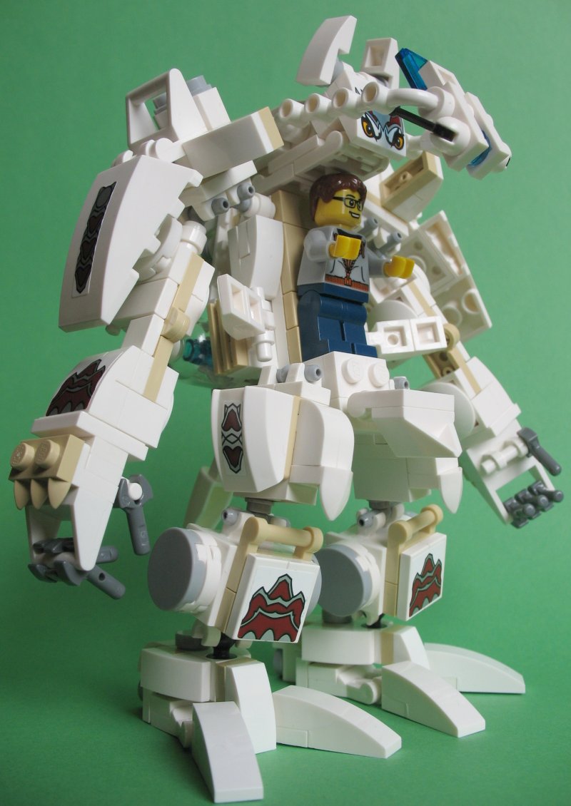 wolf_legendary_exo_suit_03.jpg
