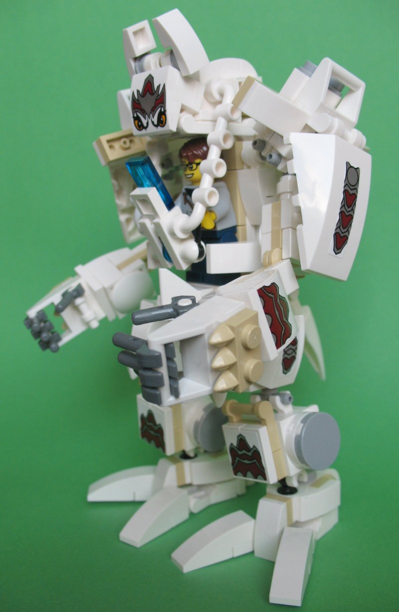wolf_legendary_exo_suit_06.jpg