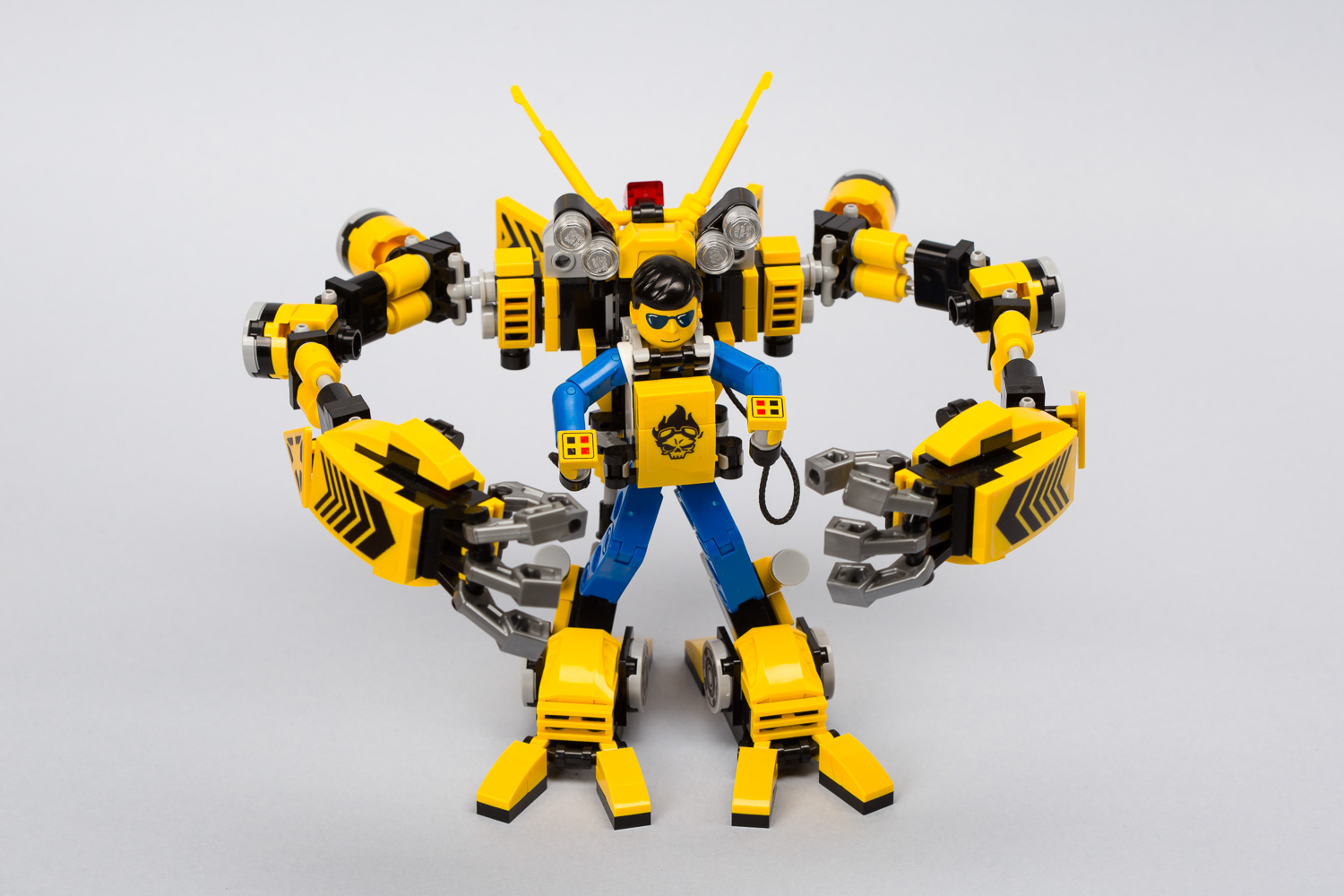 yellow_power_loader_01.jpg