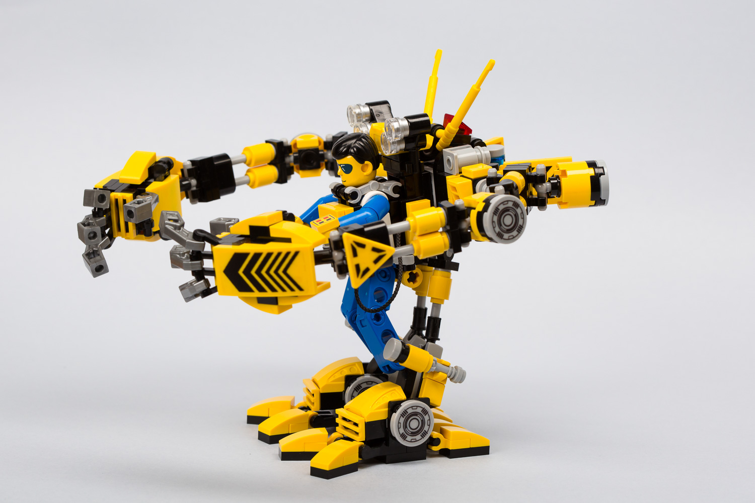 yellow_power_loader_02.jpg
