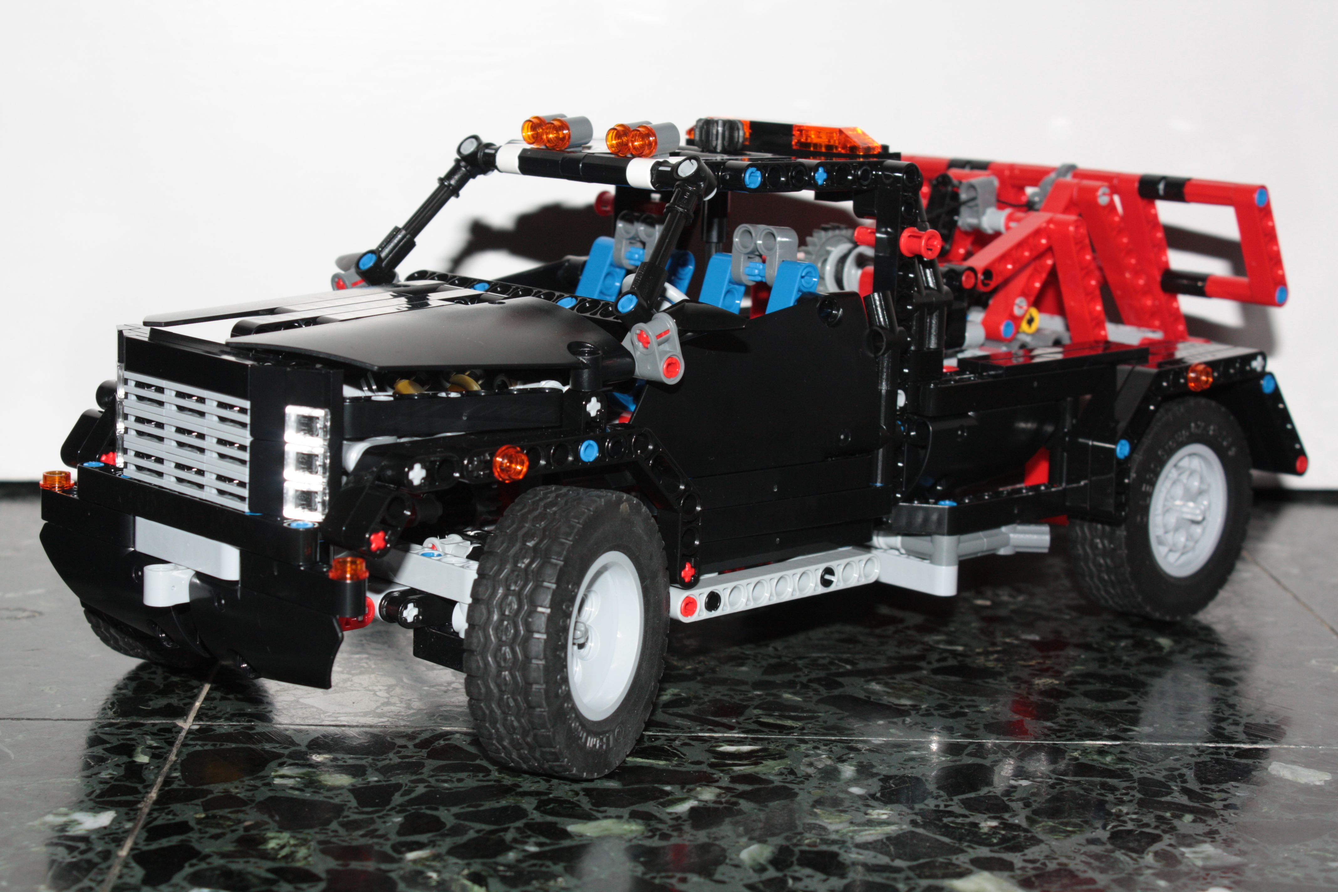 9395_pick-up_tow_truck.jpg