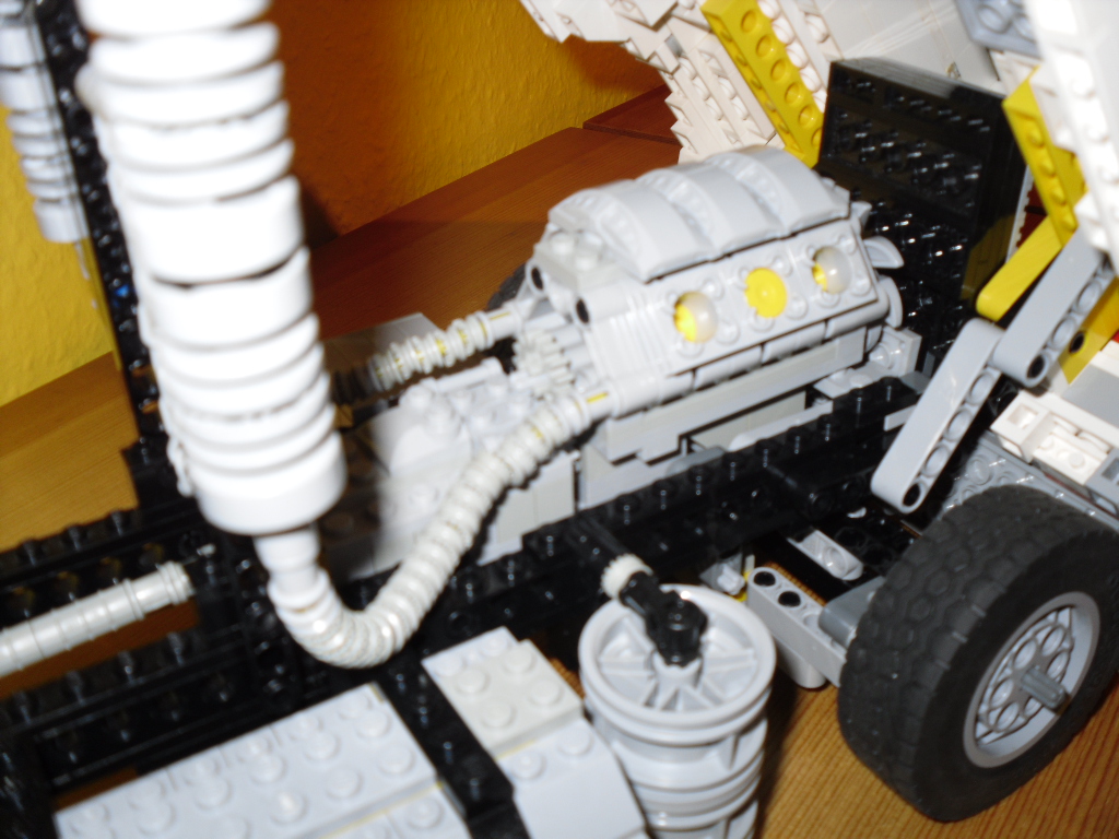 new_engine.jpg