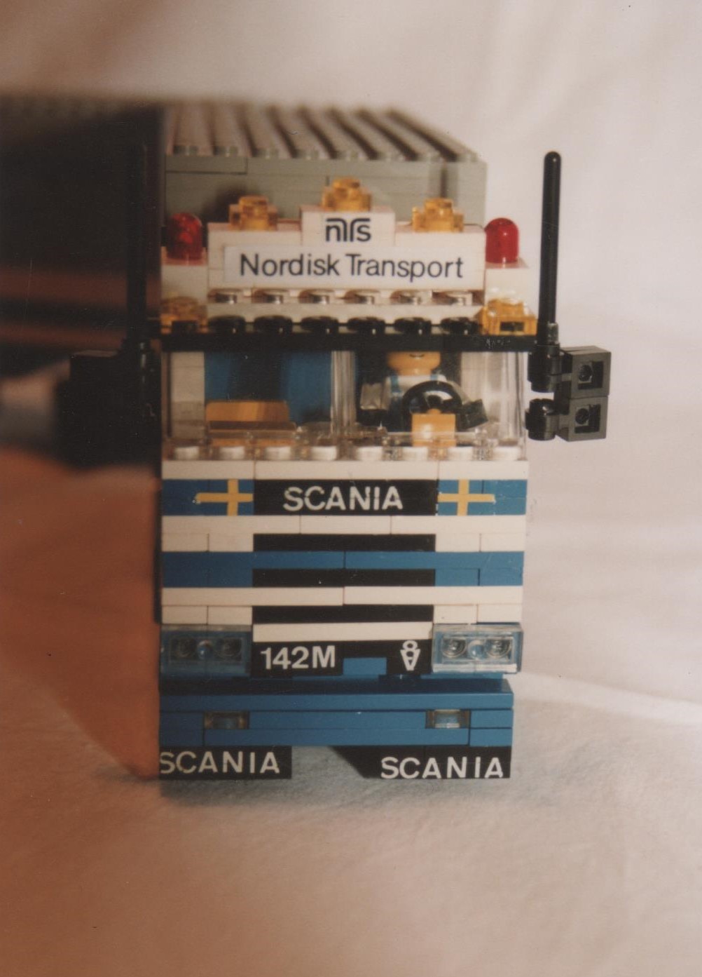 scania_2.jpg