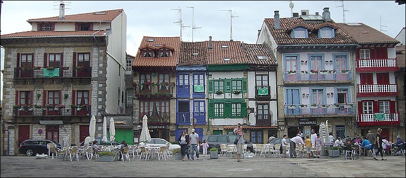 hondarribia-plaza_de_armas_2-gipuzkoa.jpg