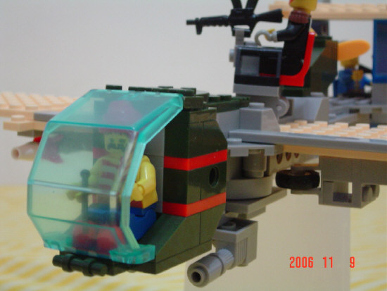 lego-bomber02.jpg