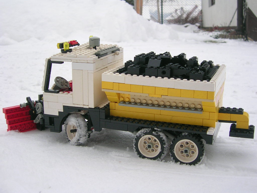 lego_truck_206.jpg