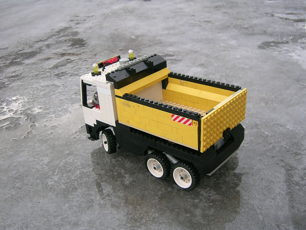 lego_truck_231.jpg