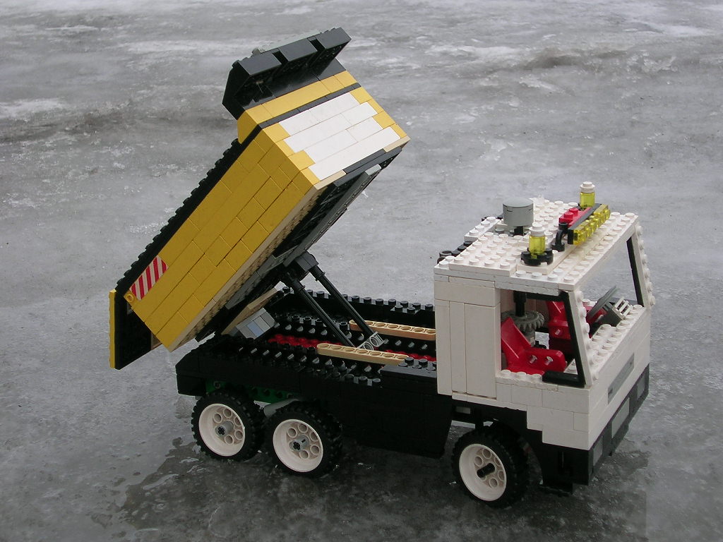 lego_truck_233.jpg