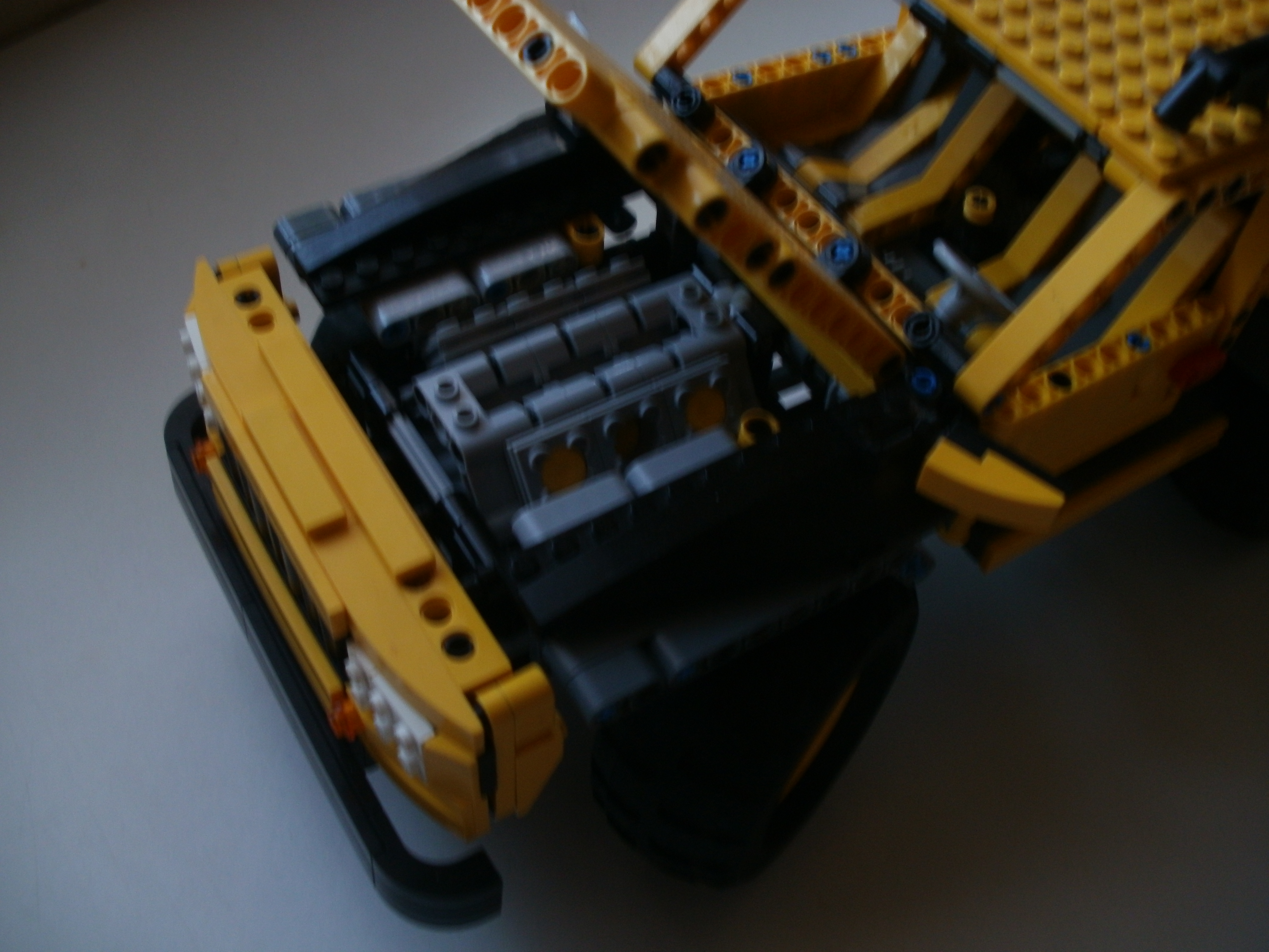 pb060980.jpg