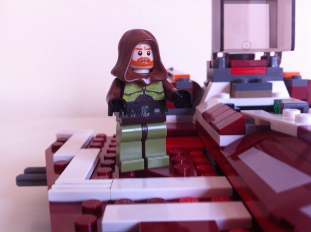 jedi_master_kurtt_krueger_lego_4.jpg