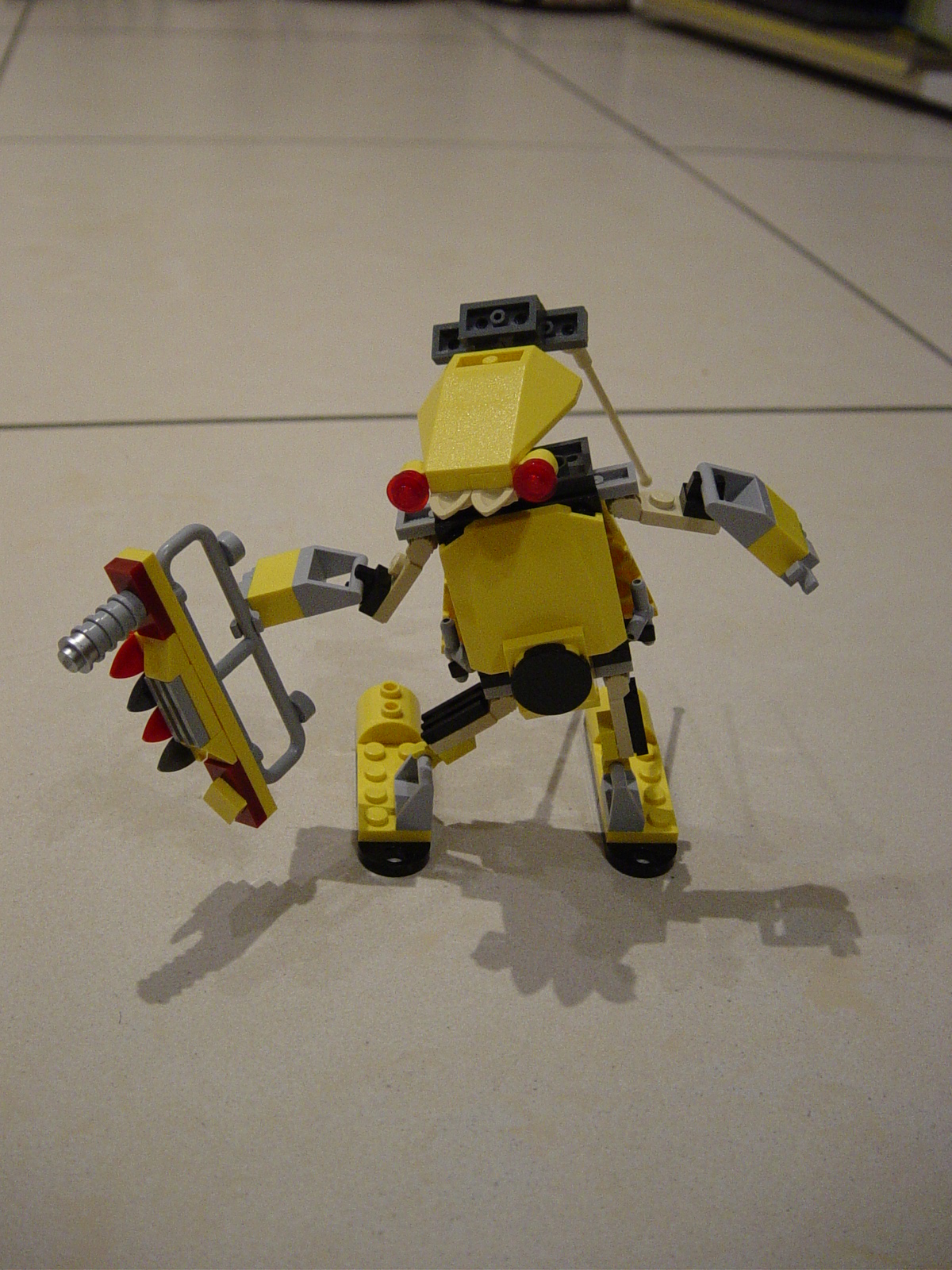 2007_02_28_04_lego_robot.jpg