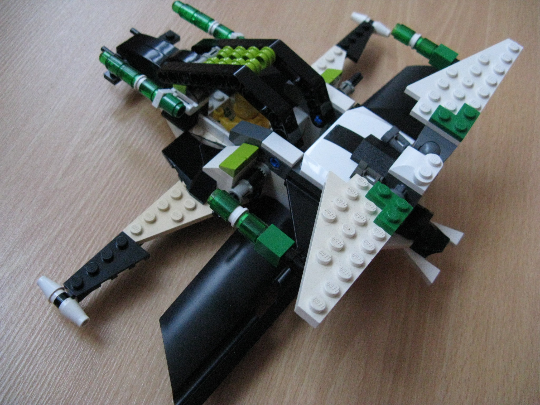 2008_08_19_04_lego_scooter_groen.jpg