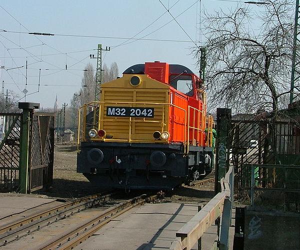 m32-2042.jpg