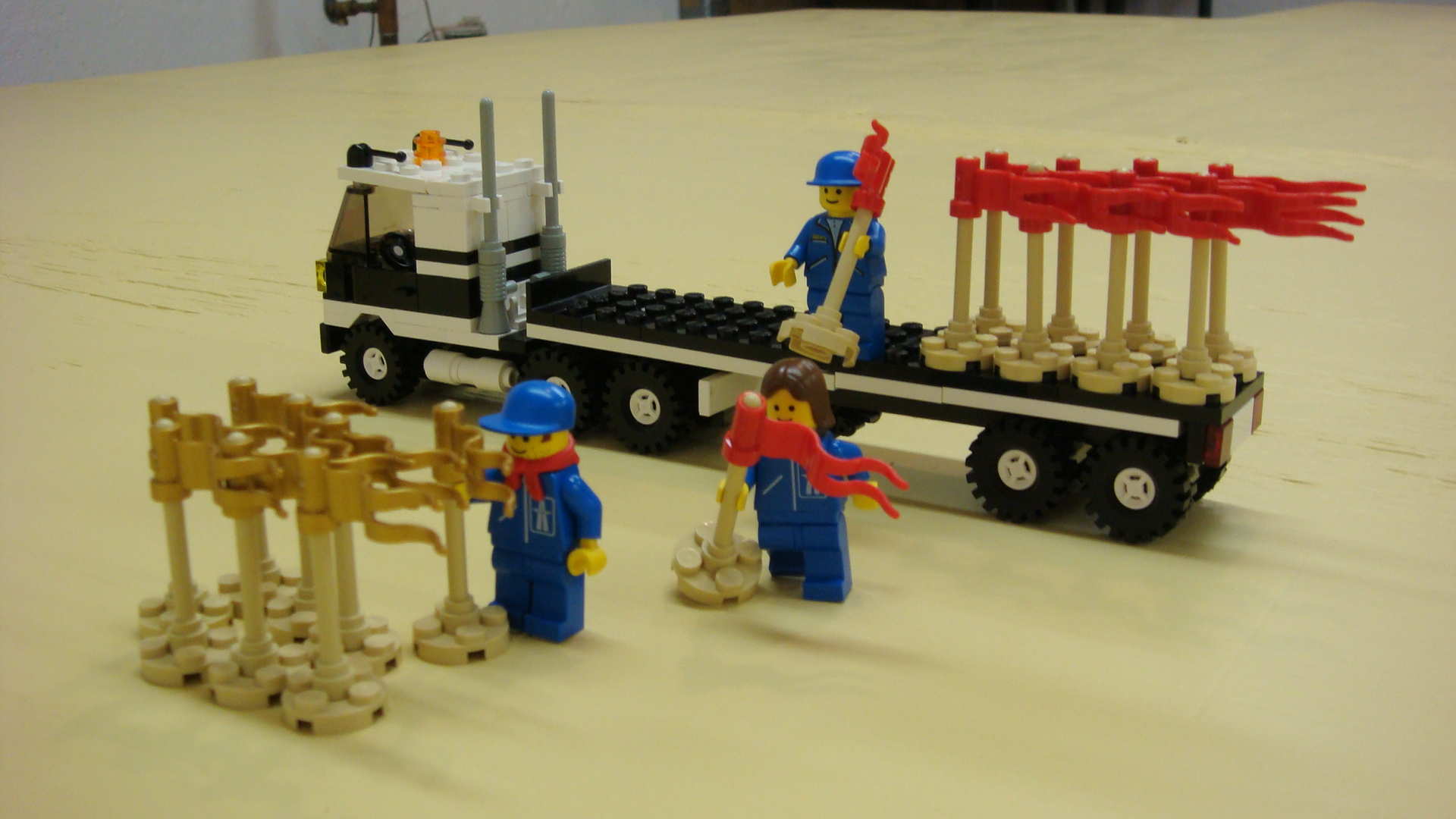 005_unloading_stakes.jpg