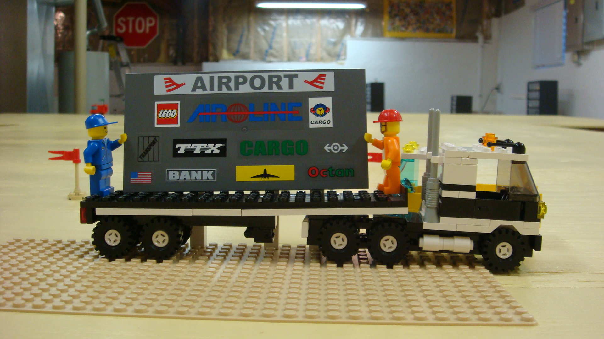 013_project_sponsor_sign_arrives.jpg